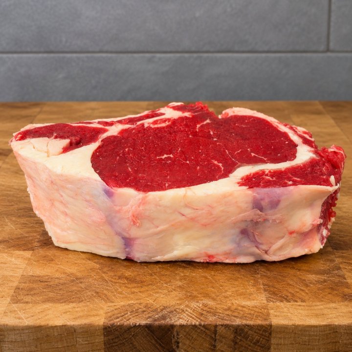 Côte de bœuf Aubrac bio avec os, taillée épaisse
